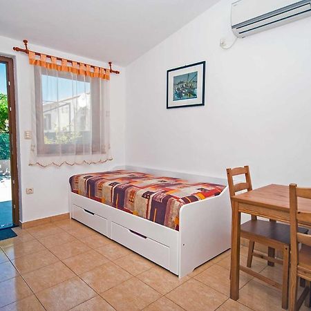 Apartman Kirac ポメル エクステリア 写真