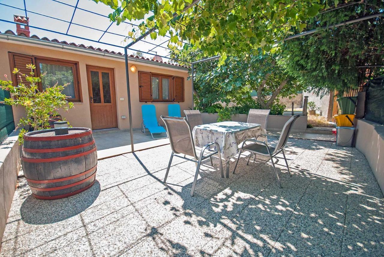 Apartman Kirac ポメル エクステリア 写真